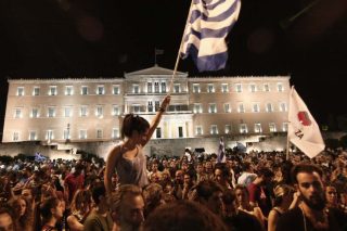 «Οχλαγωγία» και «χαχανητά»